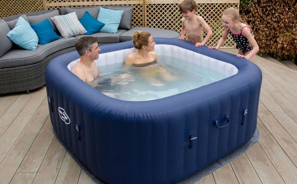 Win hot tub hire for your garden